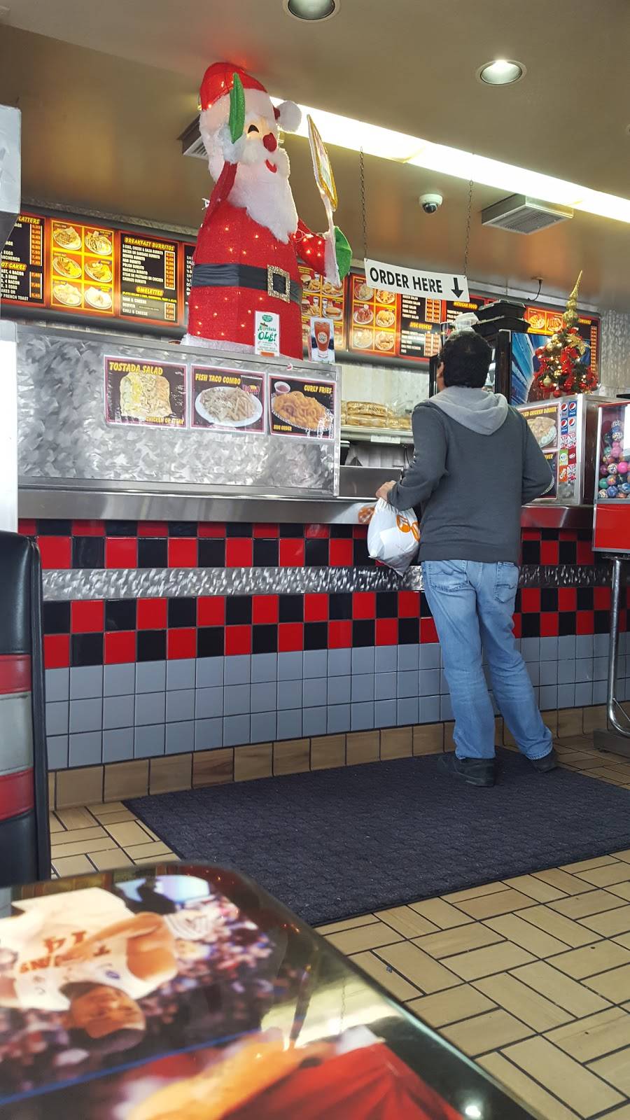 Tams Burgers | restaurant | 2850 Slauson Ave, Huntington Park, CA 90255, USA | 3235886400 OR +1 323-588-6400