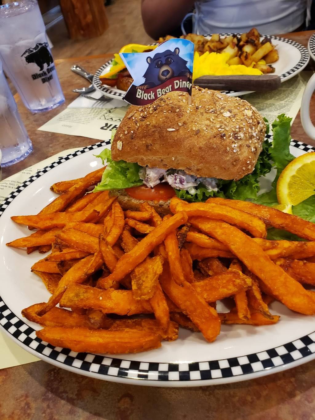 Murrieta Black Bear Diner | restaurant | 24640 Madison Ave, Murrieta, CA 92562, USA | 9517032234 OR +1 951-703-2234