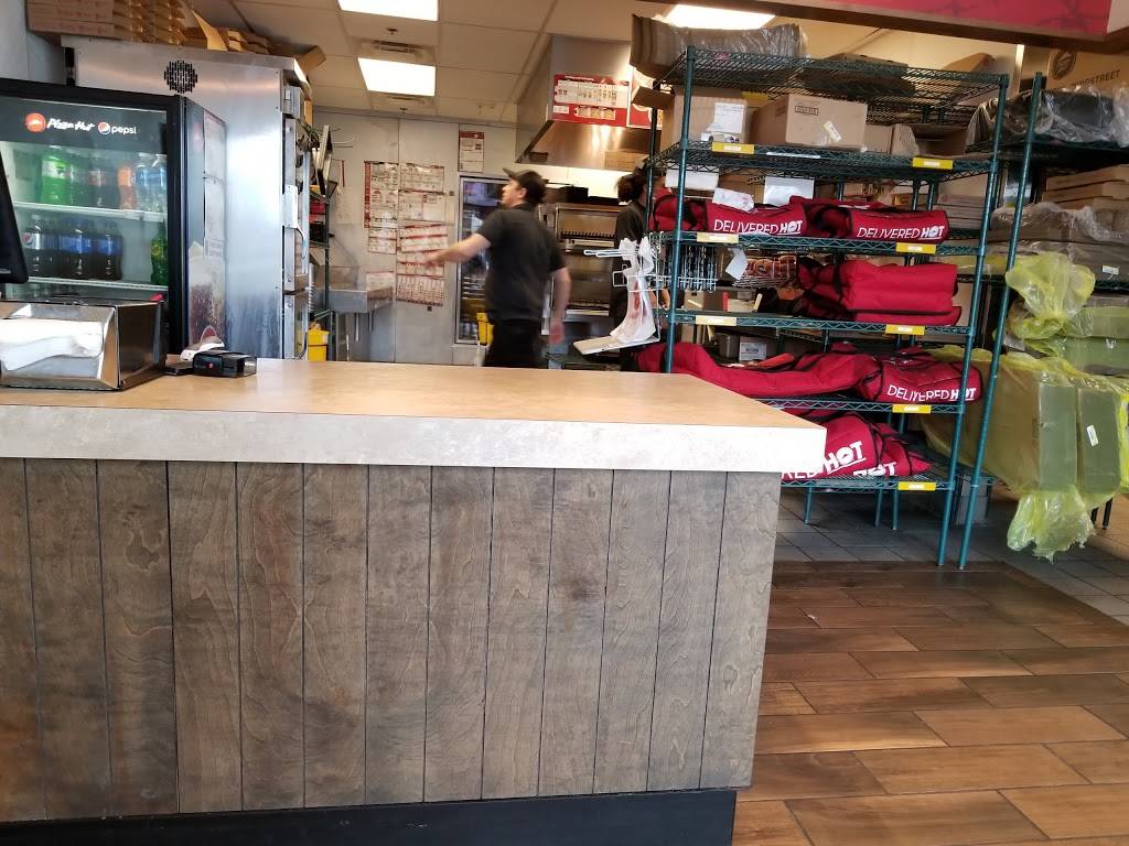 Pizza Hut | meal takeaway | 5A State Rd, Dartmouth, MA 02747, USA | 5089994636 OR +1 508-999-4636