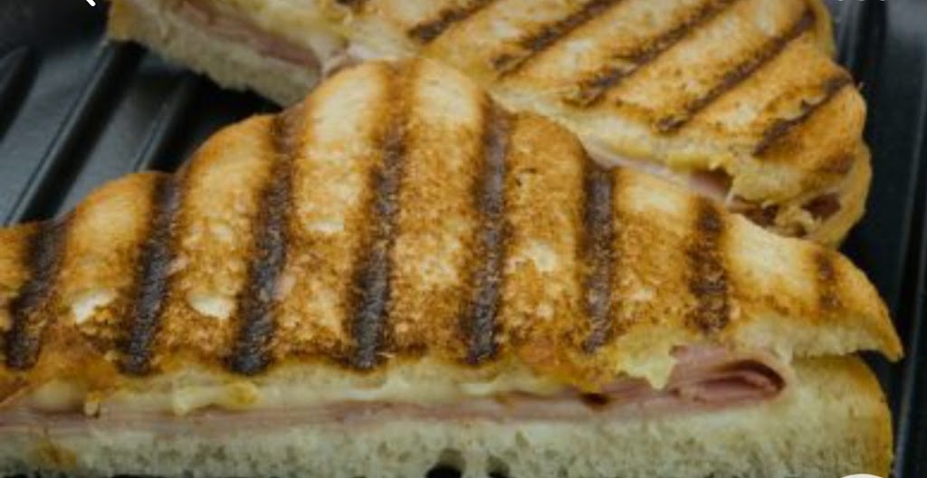 Reeses Kitchen | restaurant | 3164 GA-1 Suite 4, Roanoke, AL 36274, USA | 3348632011 OR +1 334-863-2011