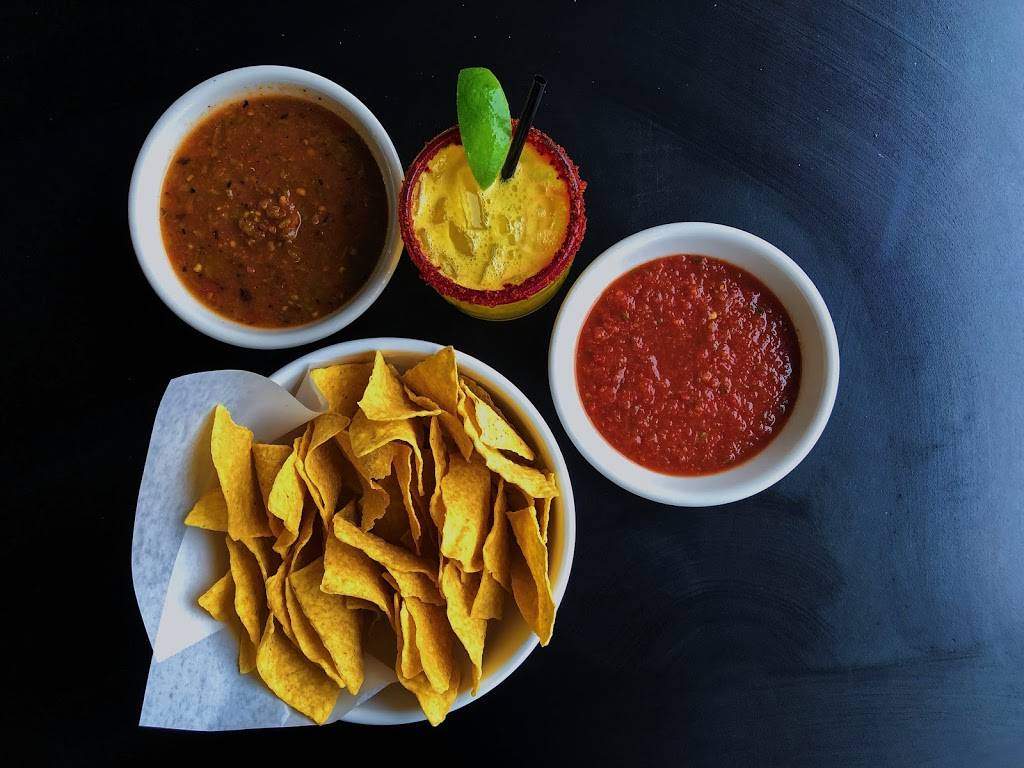 Margaritas Mexican Restaurant | restaurant | 423 W Jefferson Blvd, Dallas, TX 75208, USA | 2142382084 OR +1 214-238-2084