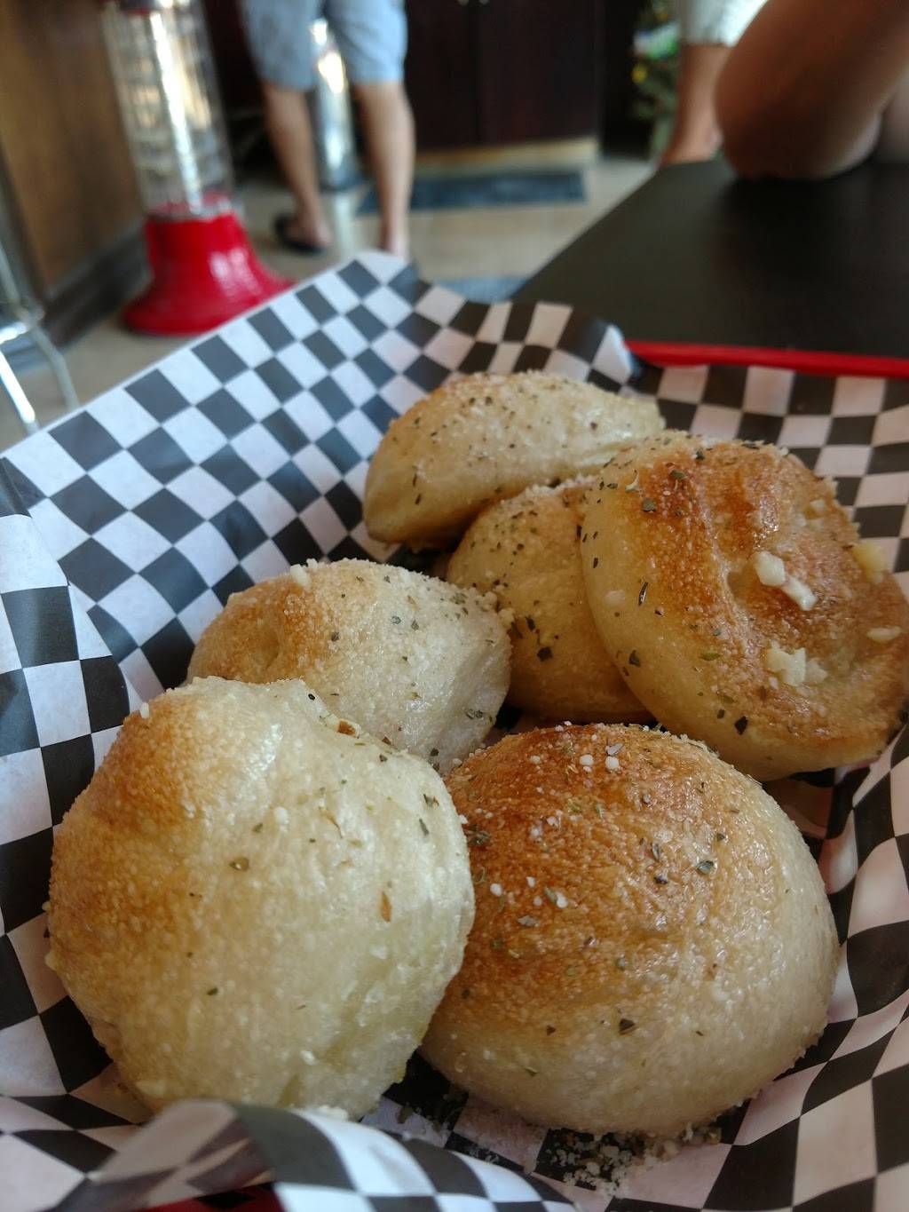 Pizza D-LUX | restaurant | 6810 Shoppes at Plantation Dr, Fort Myers, FL 33912, USA | 2392783589 OR +1 239-278-3589