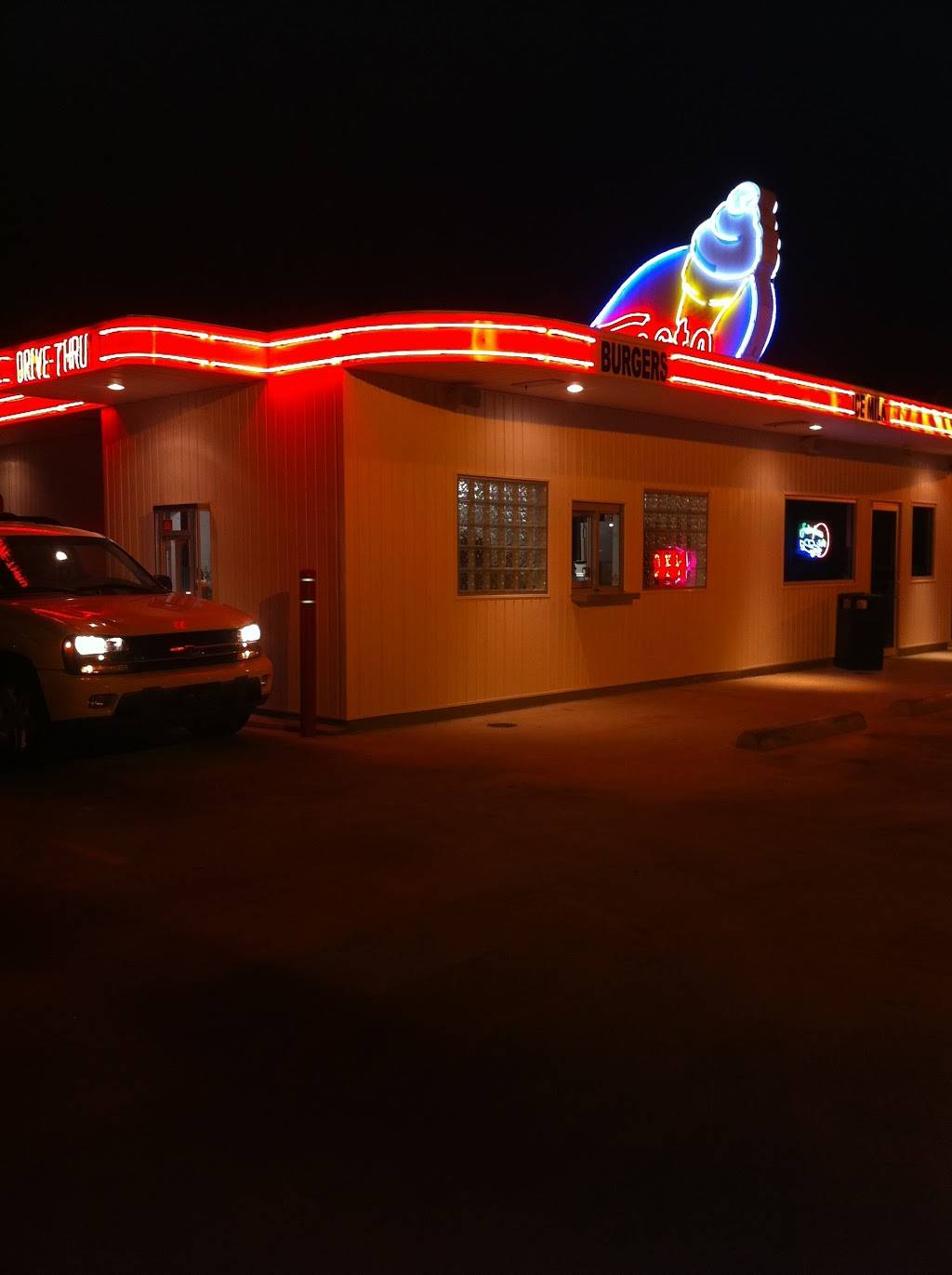 Frosto Drive Inn | restaurant | 228 N Ave G, Crowley, LA 70526, USA | 3377830917 OR +1 337-783-0917