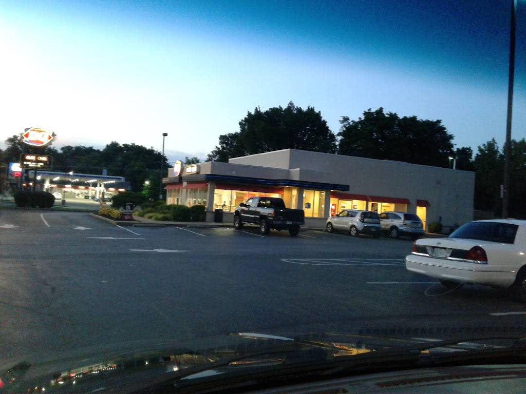 Dairy Queen | restaurant | 648 State St, New Albany, IN 47150, USA | 8129440247 OR +1 812-944-0247