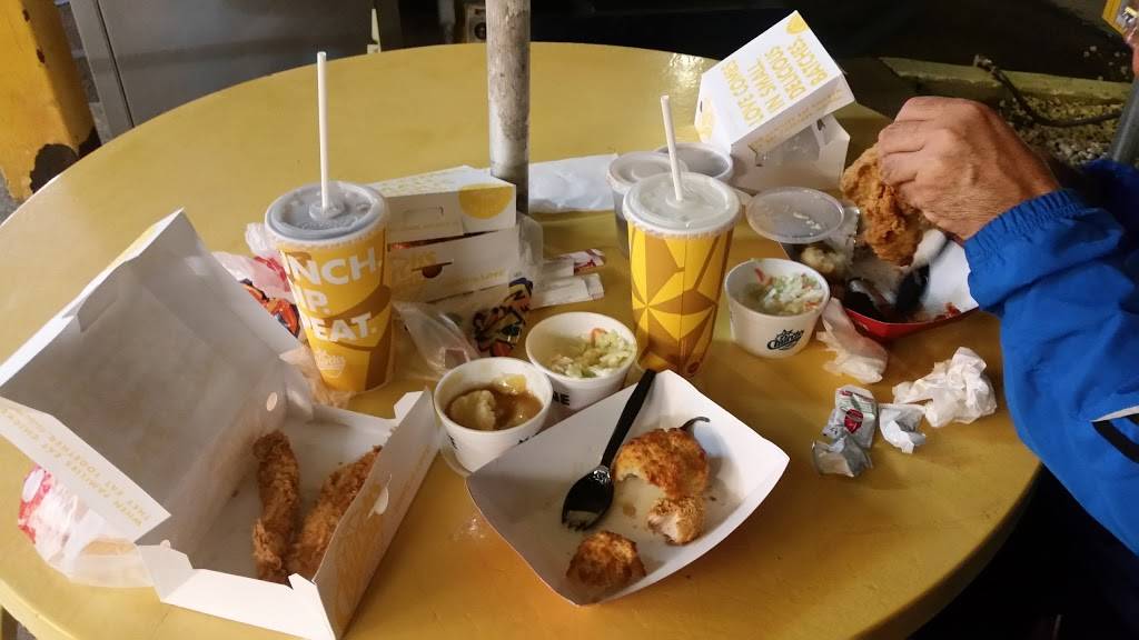 Churchs Chicken | restaurant | 1005 Third Ave, Chula Vista, CA 91911, USA | 6194260411 OR +1 619-426-0411