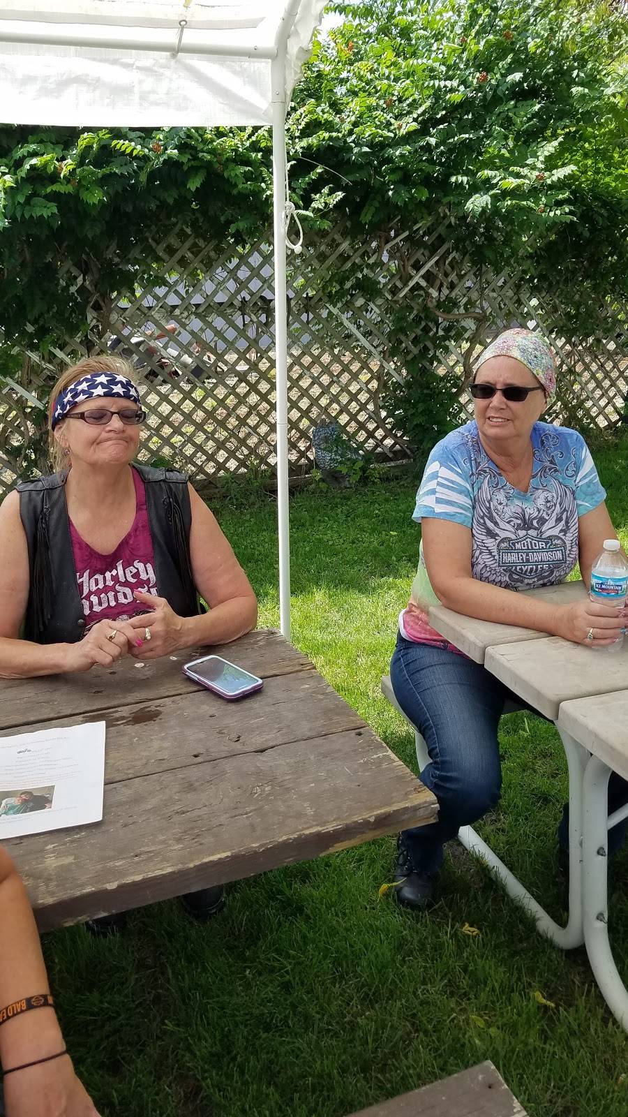 Pickle & Shellys Good Time | restaurant | 6471 Center St, Unionville, MI 48767, USA | 9896748672 OR +1 989-674-8672