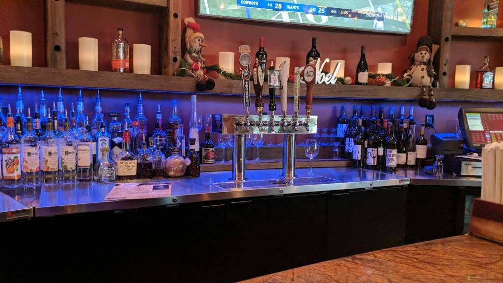 GW Carsons | restaurant | 308 E Main St, Branford, CT 06405, USA | 2032081469 OR +1 203-208-1469