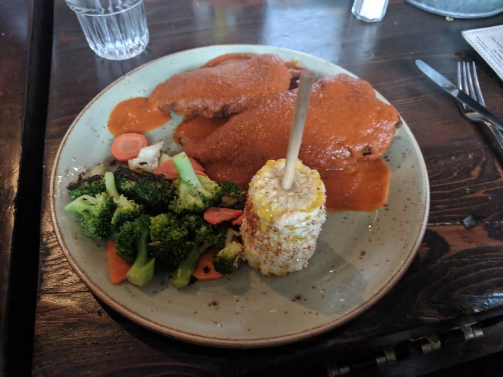 Blue Agave Tequila Bar & Restaurant | restaurant | 579 W Kinzie St, Chicago, IL 60654, USA | 3123006990 OR +1 312-300-6990