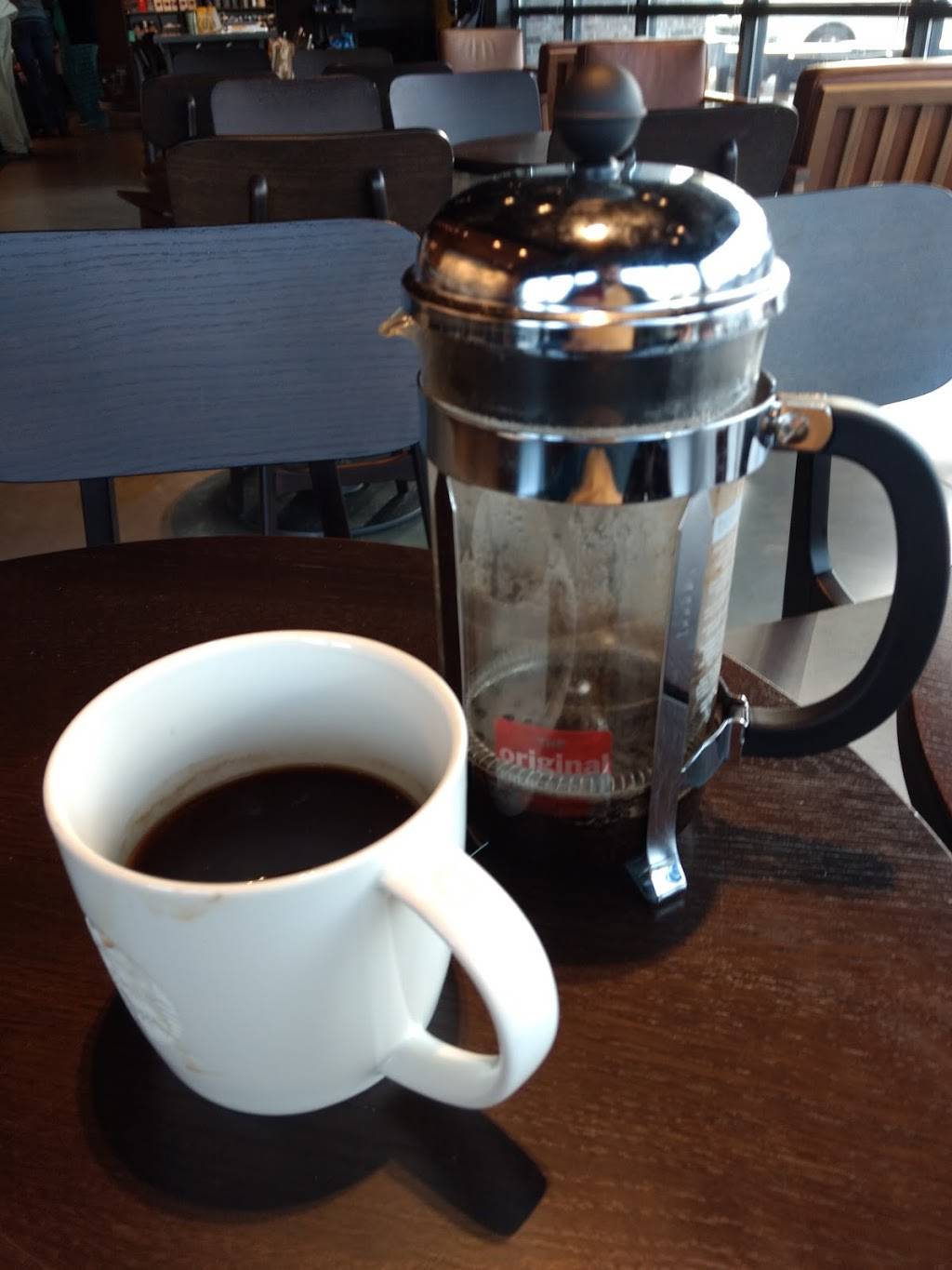 Starbucks | cafe | 2807 Woodruff Rd, Simpsonville, SC 29681, USA | 8646701281 OR +1 864-670-1281