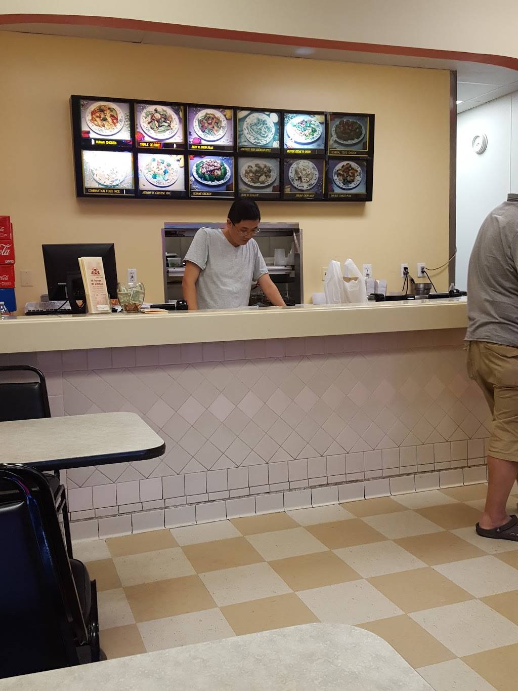 Hunan Kitchen | restaurant | 5253 River Rd, Bethesda, MD 20816, USA | 3019868899 OR +1 301-986-8899