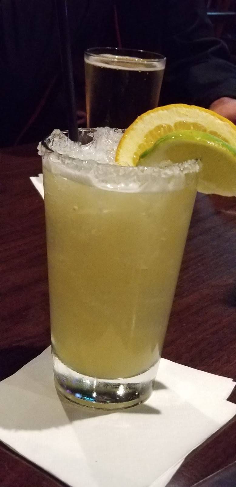 Stevie Tomatos Sports Page | restaurant | 814 Pine Island Rd, Cape Coral, FL 33991, USA | 2395737877 OR +1 239-573-7877