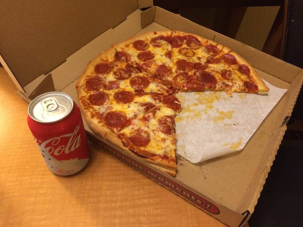 Hanks Pizza | meal delivery | 202 E Imperial Ave, El Segundo, CA 90245, USA | 3103350066 OR +1 310-335-0066