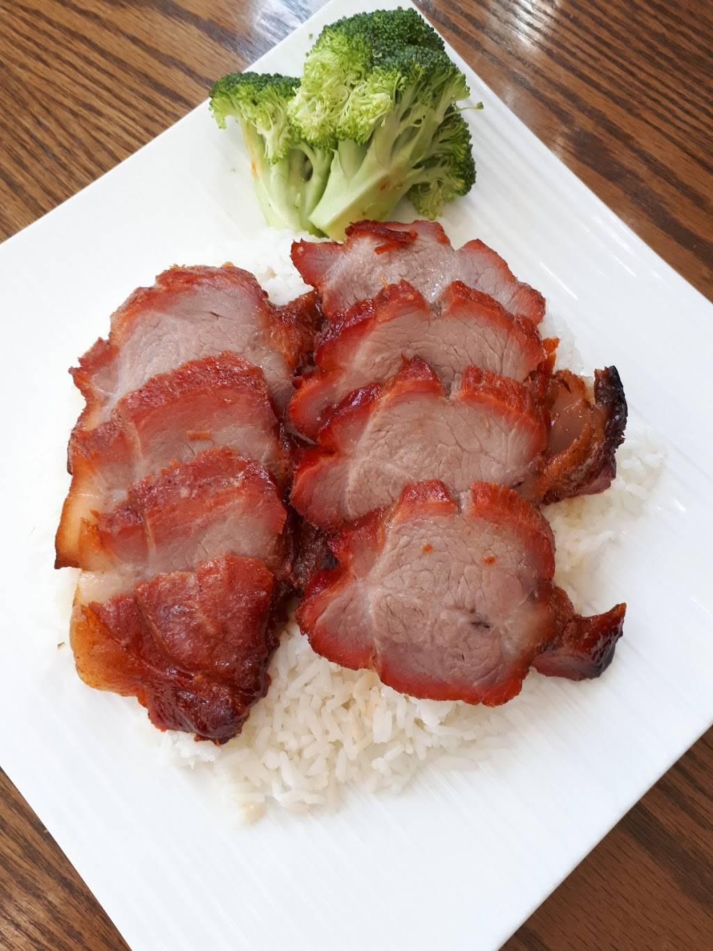 Golden Dragon Chinese Cuisine | restaurant | 92 King St W, Cobourg, ON K9A 2M3, Canada | 2892520906 OR +1 289-252-0906