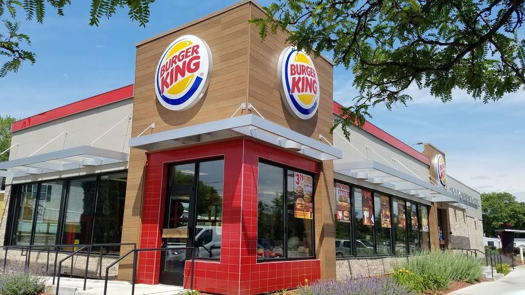 Burger King | restaurant | 100 E Jefferson St, Shorewood, IL 60404, USA | 8157445298 OR +1 815-744-5298