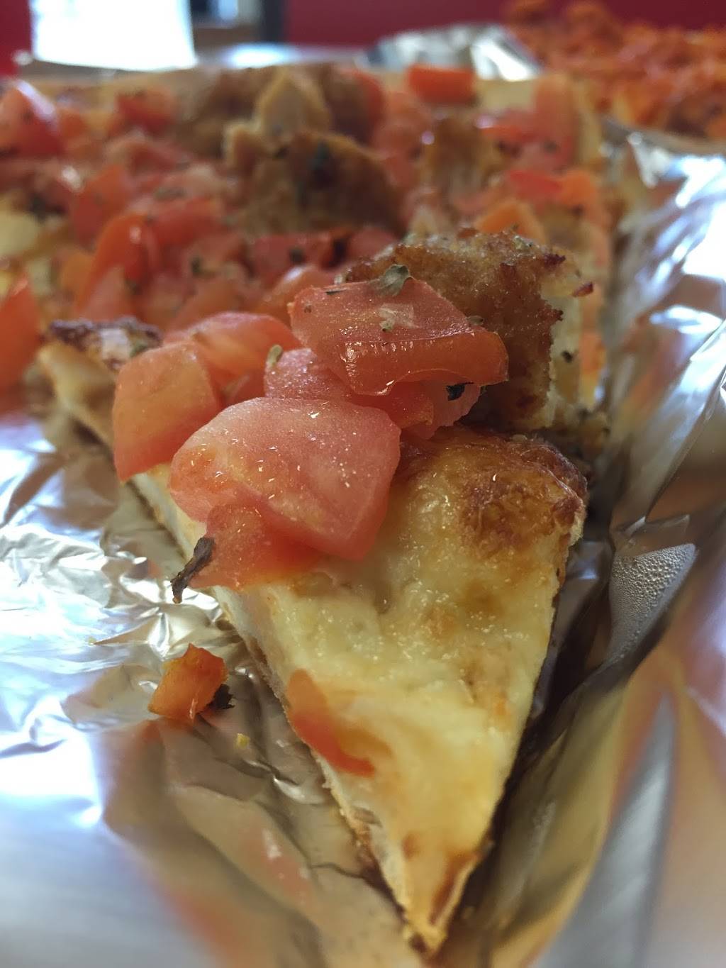 Domenicks Pizzeria | restaurant | 1015 Allerton Ave, Bronx, NY 10469, USA | 7185476171 OR +1 718-547-6171