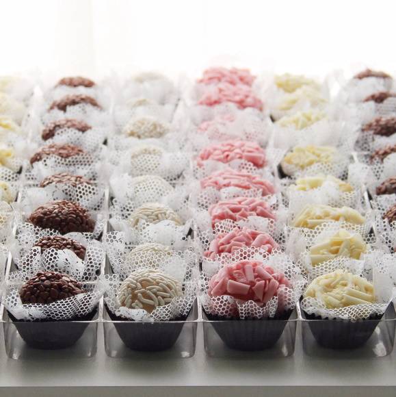 Macaron Cafe Fairlawn- Bakery and Restaurant | bakery | 3265 W Market St #420, Fairlawn, OH 44333, USA | 2346783902 OR +1 234-678-3902