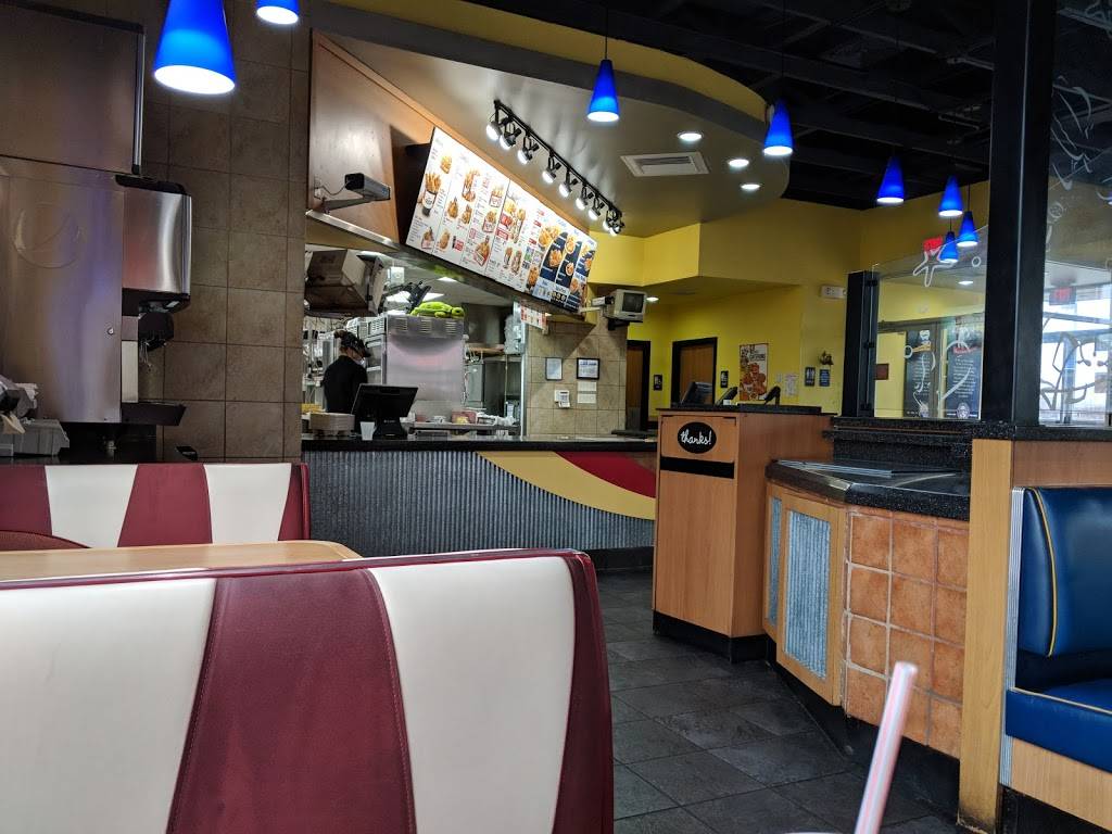 Long John Silvers | restaurant | 1504 Nations Dr, Gurnee, IL 60031, USA | 8475998439 OR +1 847-599-8439