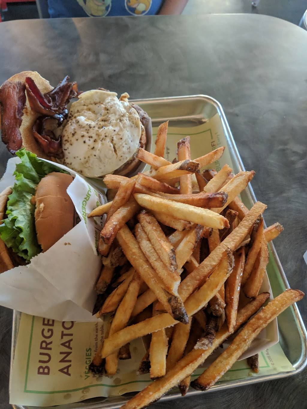 BurgerFi | restaurant | 25 W Mitchell Hammock Rd #1101, Oviedo, FL 32765, USA | 4076045001 OR +1 407-604-5001