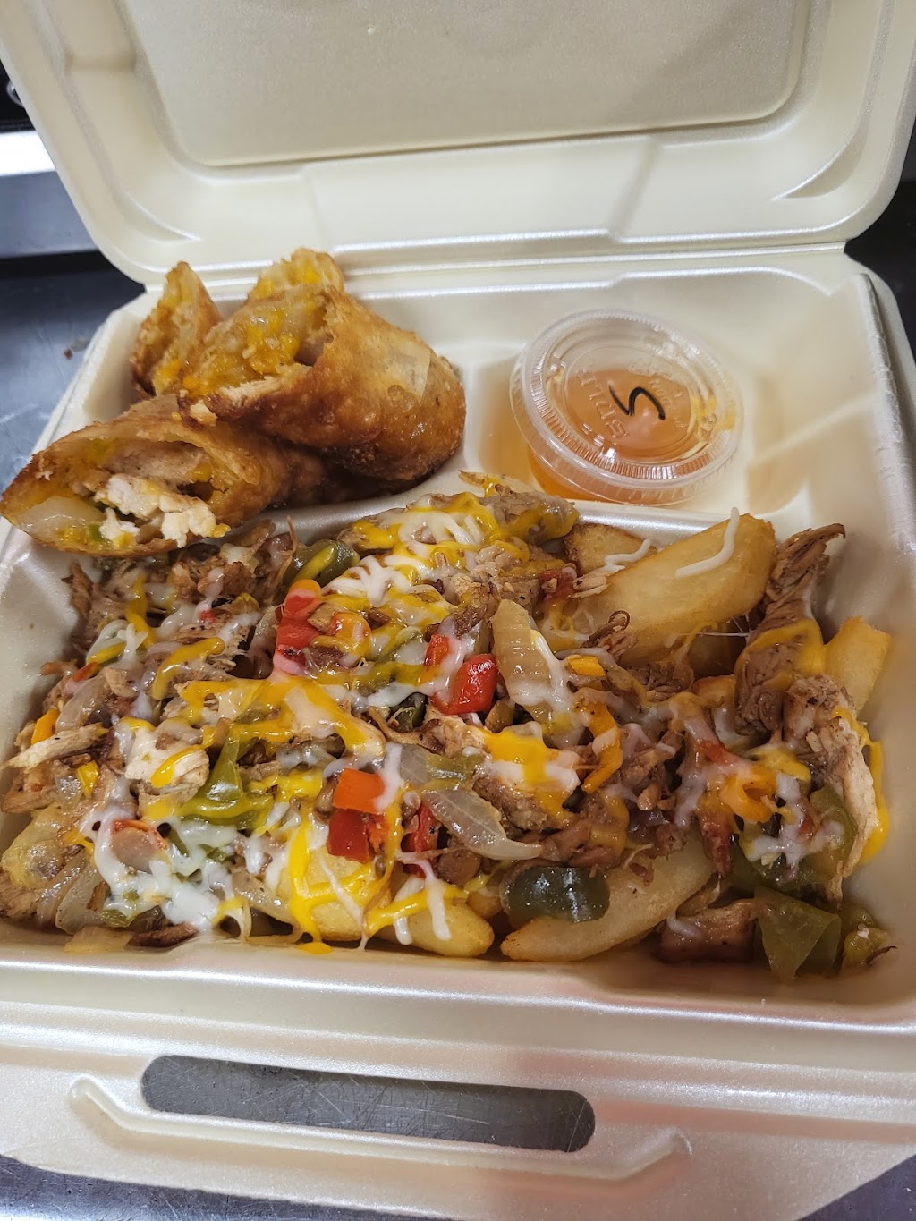 Supreme Black Belt | restaurant | 13331 14th St, Detroit, MI 48238, USA | 3138836451 OR +1 313-883-6451