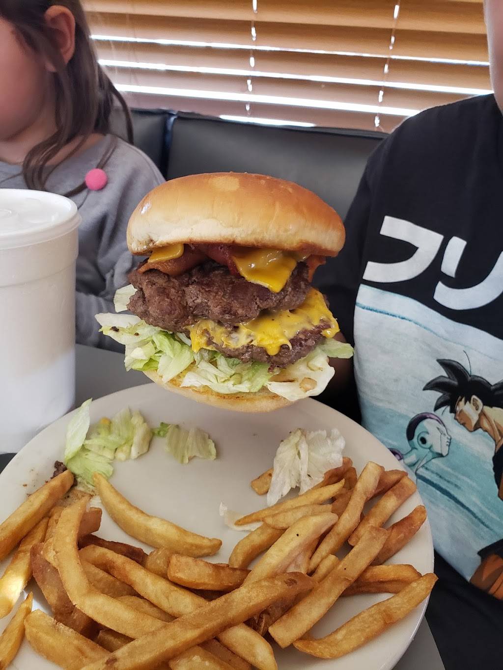 Wrights | restaurant | 130 SE Lee Blvd, Lawton, OK 73501, USA | 5806992900 OR +1 580-699-2900