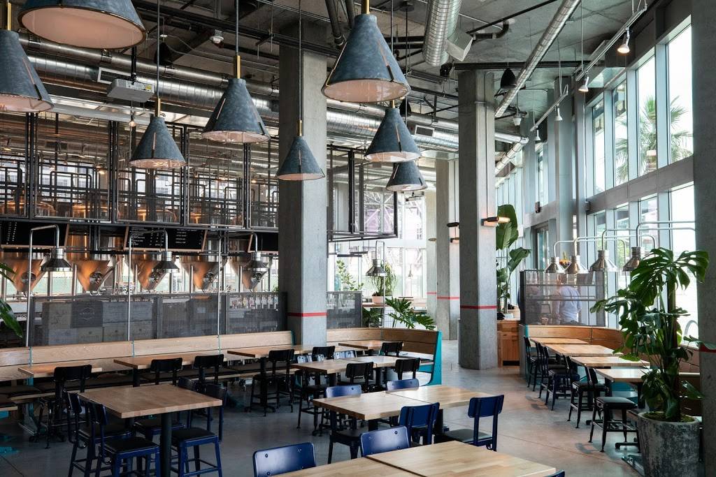 Little Creatures Mission Bay | restaurant | 1000a 3rd St, San Francisco, CA 94158, USA | 4155254407 OR +1 415-525-4407