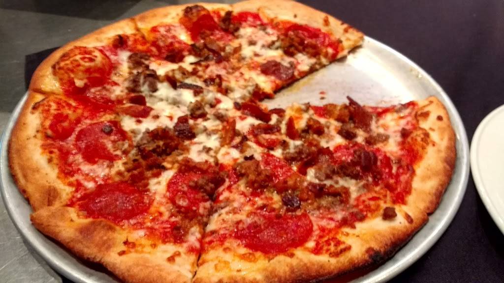 Yard House | restaurant | 160 N Brea Blvd, Brea, CA 92821, USA | 7145299273 OR +1 714-529-9273