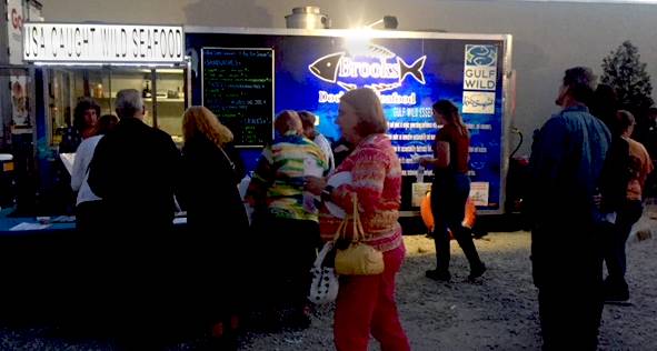 Brooks Dockside Seafood | restaurant | 140 Elkins Rd, Inglis, FL 34449, USA | 9419207302 OR +1 941-920-7302