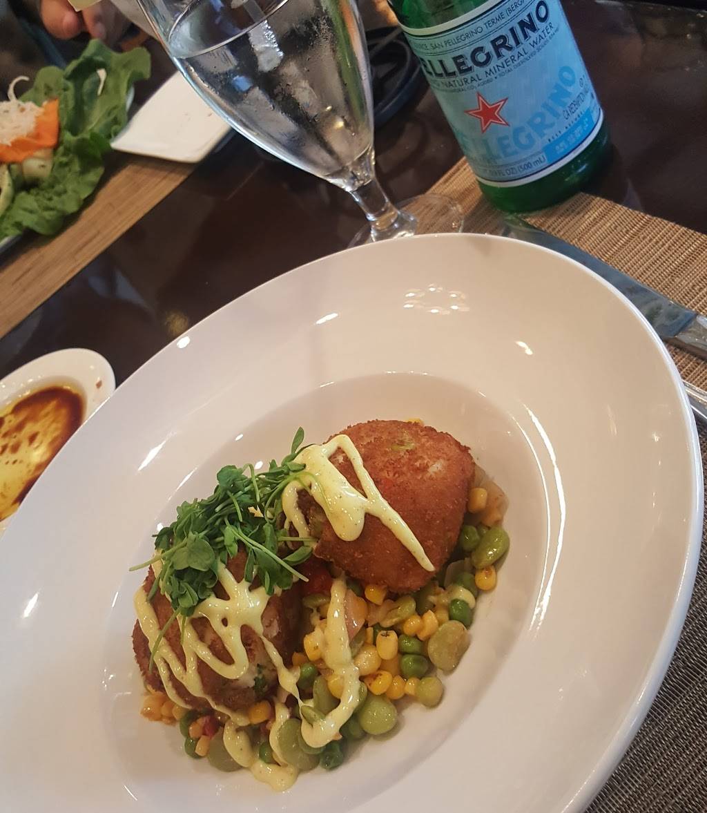 Erics Restaurant | restaurant | 4800 Calhoun Rd, Houston, TX 77004, USA | 7137432512 OR +1 713-743-2512