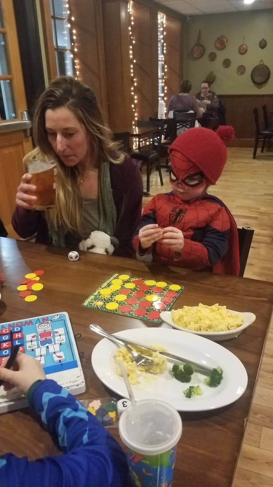 Spencers Place | restaurant | 10 Westminster St, Walpole, NH 03608, USA | 6039044162 OR +1 603-904-4162