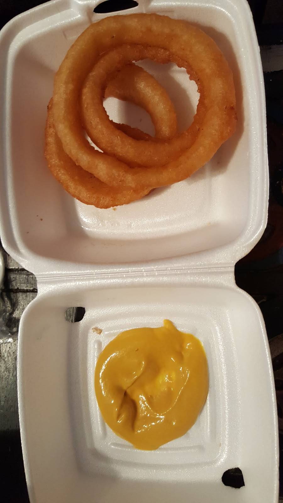 Luckys Pizzeria | restaurant | 652 Boulevard, Colonial Heights, VA 23834, USA | 8047223367 OR +1 804-722-3367