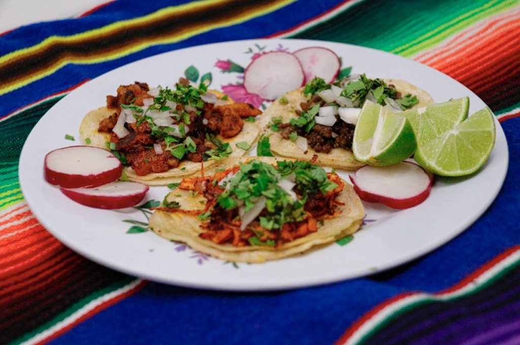 Tacos De Soto | restaurant | 21058 Roscoe Blvd, Canoga Park, CA 91304, USA | 8183570258 OR +1 818-357-0258
