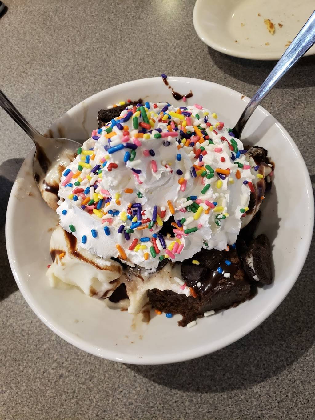 Camp Washington Chili | restaurant | 3005 Colerain Ave, Cincinnati, OH 45225, USA | 5135410061 OR +1 513-541-0061