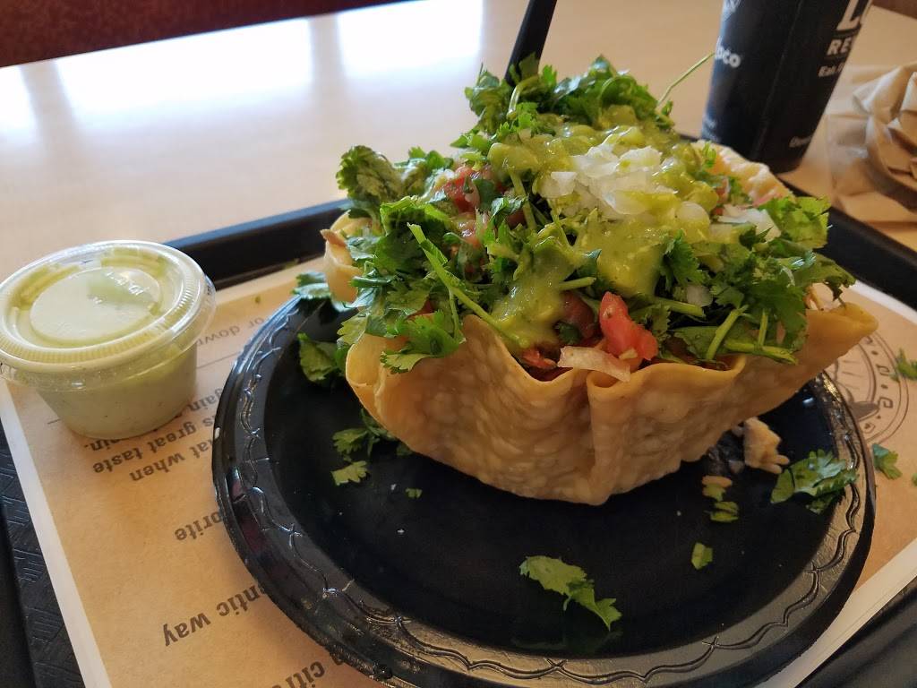 El Pollo Loco | restaurant | 2525 Long Beach Boulevard, Long Beach, CA 90806, USA | 5624265006 OR +1 562-426-5006