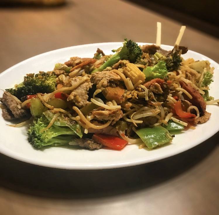 Mongolian Village Grill East | restaurant | 1980 Ogilvie Rd, Gloucester, ON K1J 9L3, Canada | 6137467287 OR +1 613-746-7287