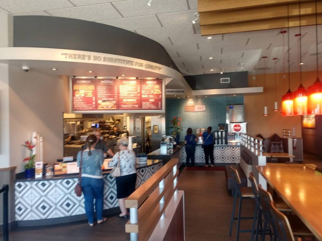 The Habit Burger Grill | restaurant | 4874 South Landing Way #110, Tucson, AZ 85714, USA | 5208895205 OR +1 520-889-5205