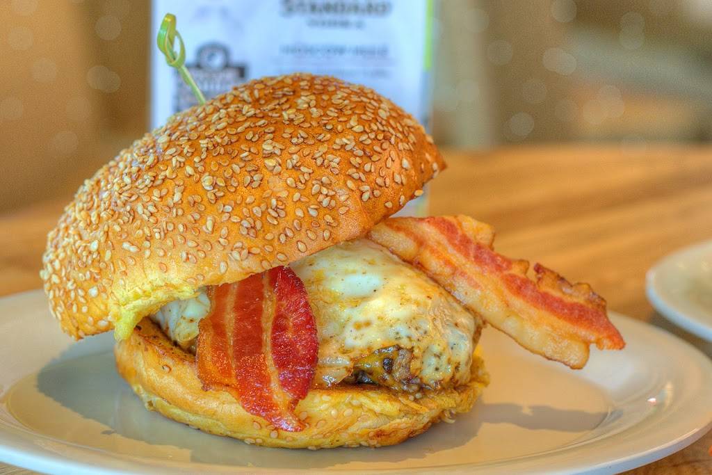 Burger Craze | restaurant | 2096 NE 2nd St, Deerfield Beach, FL 33441, USA | 9545965949 OR +1 954-596-5949