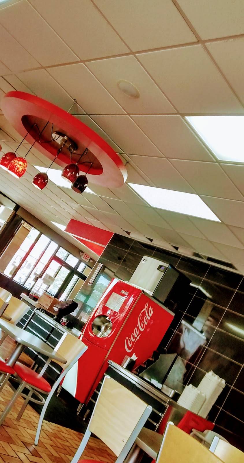 Burger King | restaurant | 209 E Norris Dr, Ottawa, IL 61350, USA | 8154334732 OR +1 815-433-4732