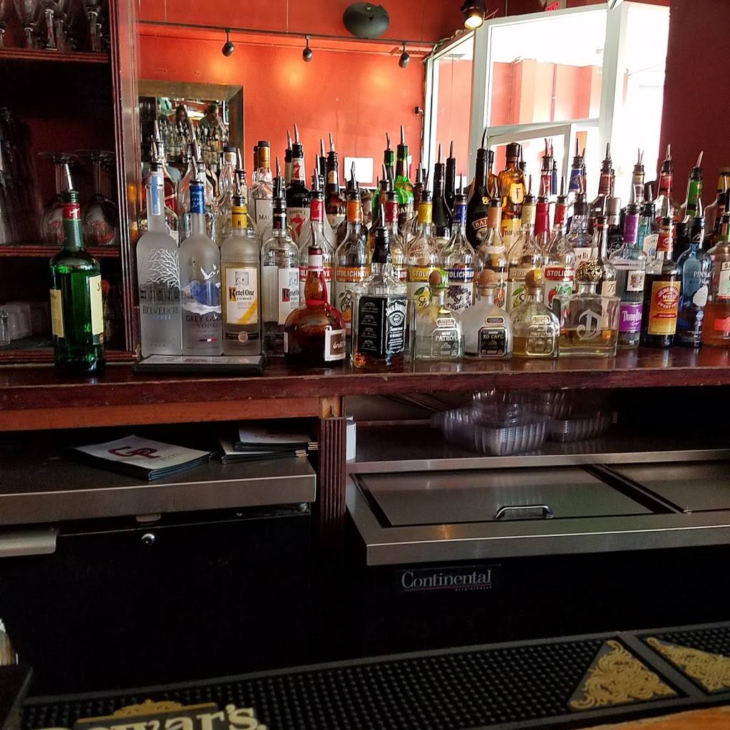 Cleveland Park Bar and Grill | restaurant | 3421 Connecticut Ave NW, Washington, DC 20008, USA | 2028068940 OR +1 202-806-8940