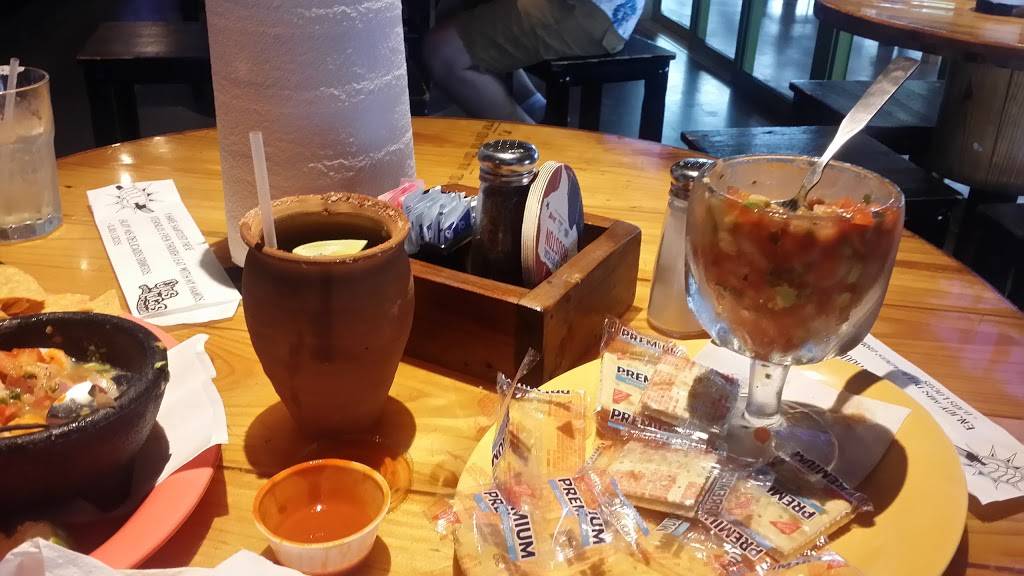 Ojos Locos Sports Cantina - Almeda | restaurant | 12200 Gulf Fwy, Houston, TX 77034, USA | 8328312052 OR +1 832-831-2052