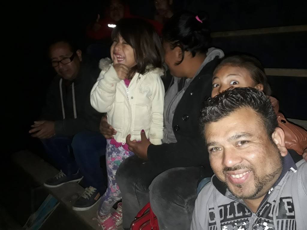 Xtreme Pizza | restaurant | Calle del Agricola 11, Villa del Campo, 22254 Tijuana, B.C., Mexico | 016648641932 OR +52 664 864 1932