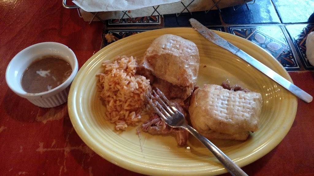 Sergios Cantina | restaurant | 30 W State St, Geneva, IL 60134, USA | 6308459200 OR +1 630-845-9200