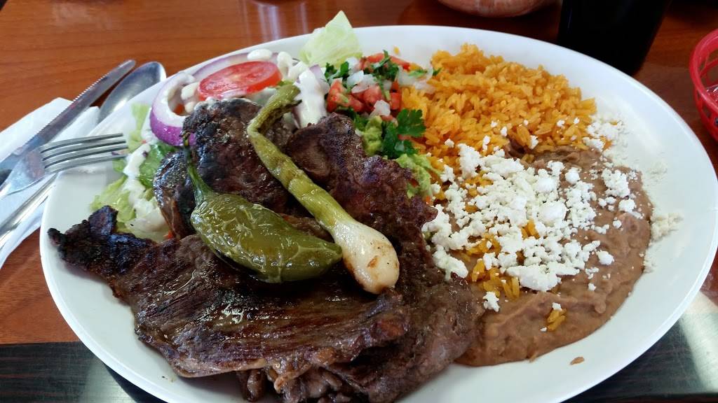 Tortas Ahogadas Guadalajara | restaurant | 6042 Santa Fe Ave, Huntington Park, CA 90255, USA | 3235873115 OR +1 323-587-3115