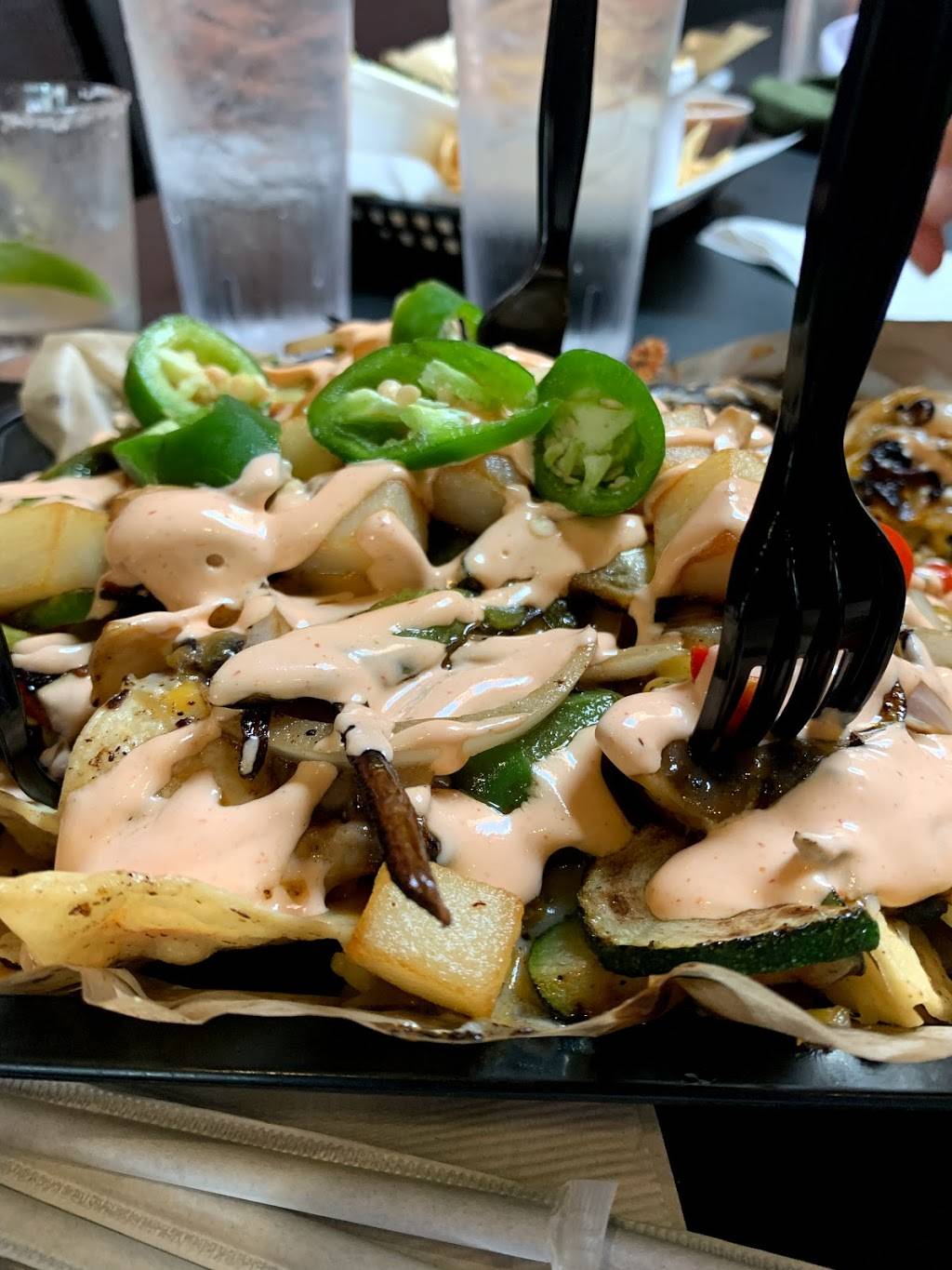 Downtown Cantina - Mineral Wells | restaurant | 306 N Oak Ave, Mineral Wells, TX 76067, USA | 9404682014 OR +1 940-468-2014