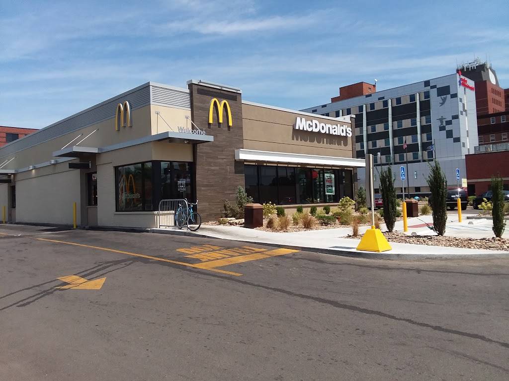 McDonalds | cafe | 545 N Hillside St, Wichita, KS 67214, USA | 3166864575 OR +1 316-686-4575