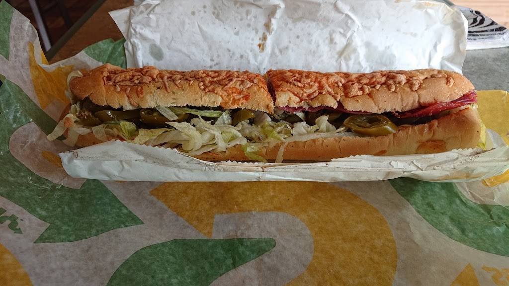 Subway | restaurant | 3941 Park Dr #40, El Dorado Hills, CA 95762, USA | 9169394499 OR +1 916-939-4499