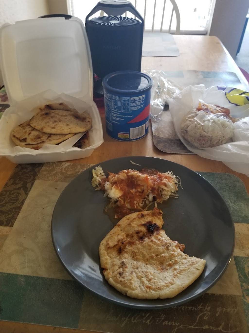 Pupusas and More | restaurant | 50 Aldine Bender Rd #135, Houston, TX 77060, USA | 2812728877 OR +1 281-272-8877