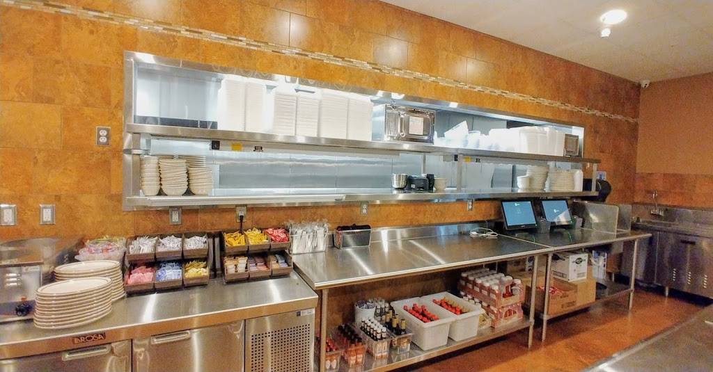 Leos Coney Island - Canton (on Mich. Ave) | restaurant | 41584 Michigan Ave, Canton, MI 48188, USA | 7342704970 OR +1 734-270-4970