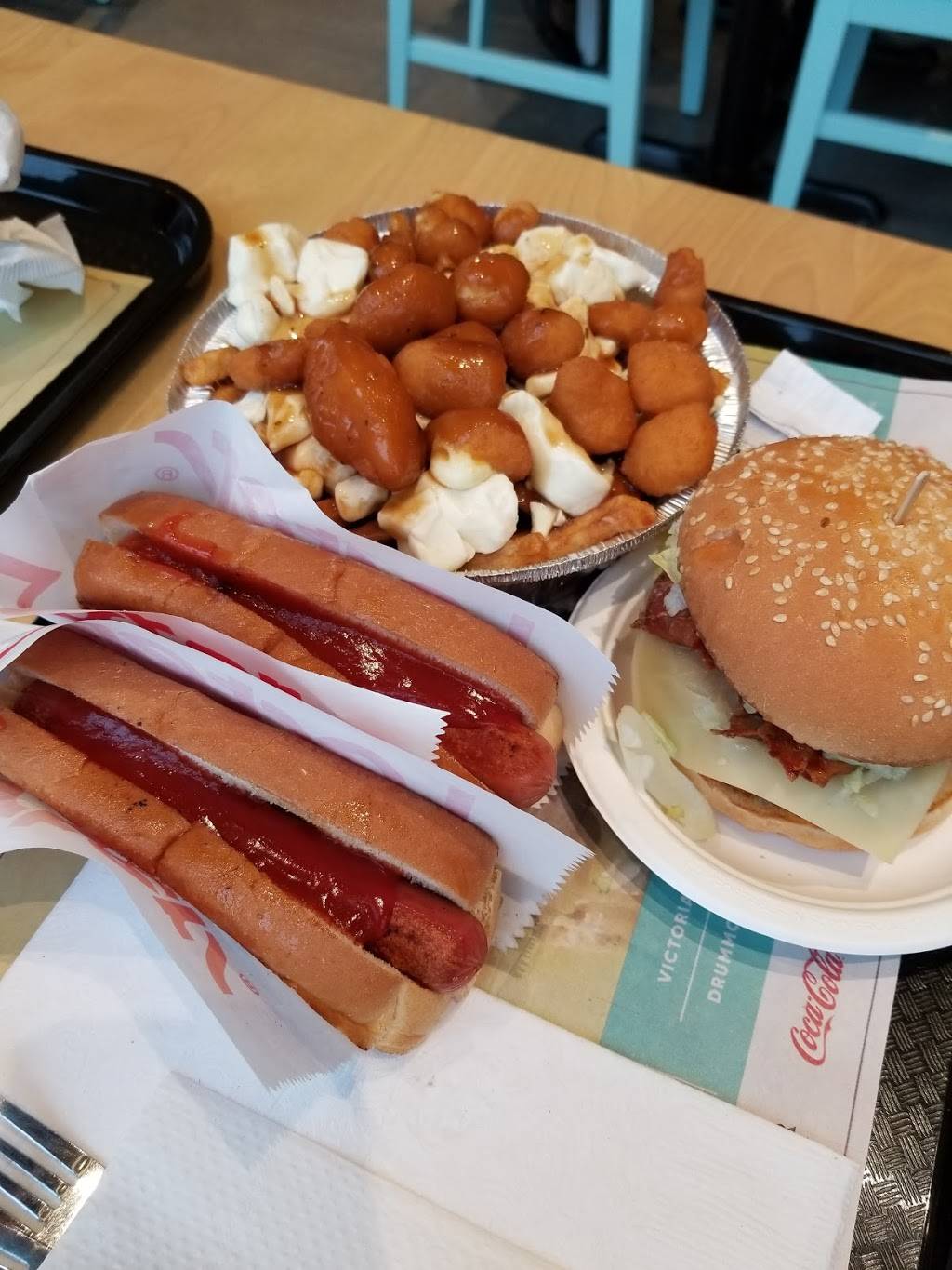 Fromagerie Victoria | restaurant | 282 Boulevard Frontenac O, Thetford Mines, QC G6G 6N7, Canada | 4187551884 OR +1 418-755-1884