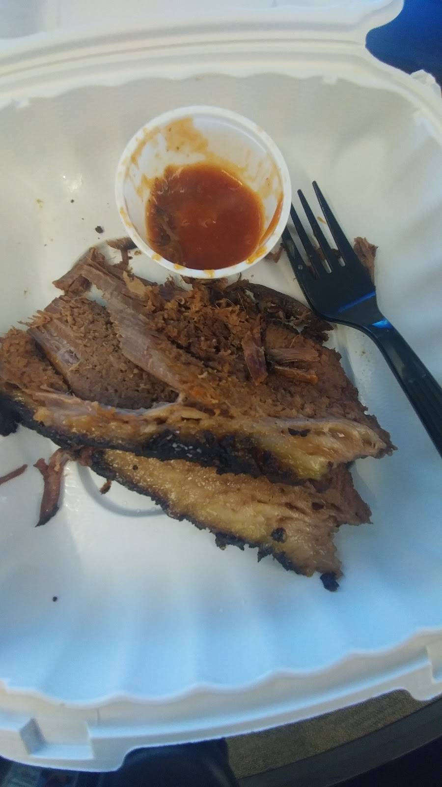 Loony Bin BBQ | restaurant | 1121 MD-3, Gambrills, MD 21054, USA | 4435844301 OR +1 443-584-4301