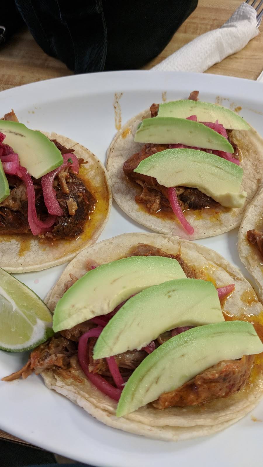 Mayas Tacos Restaurant | restaurant | 1600 N Alvarado St, Los Angeles, CA 90026, USA | 2134840340 OR +1 213-484-0340